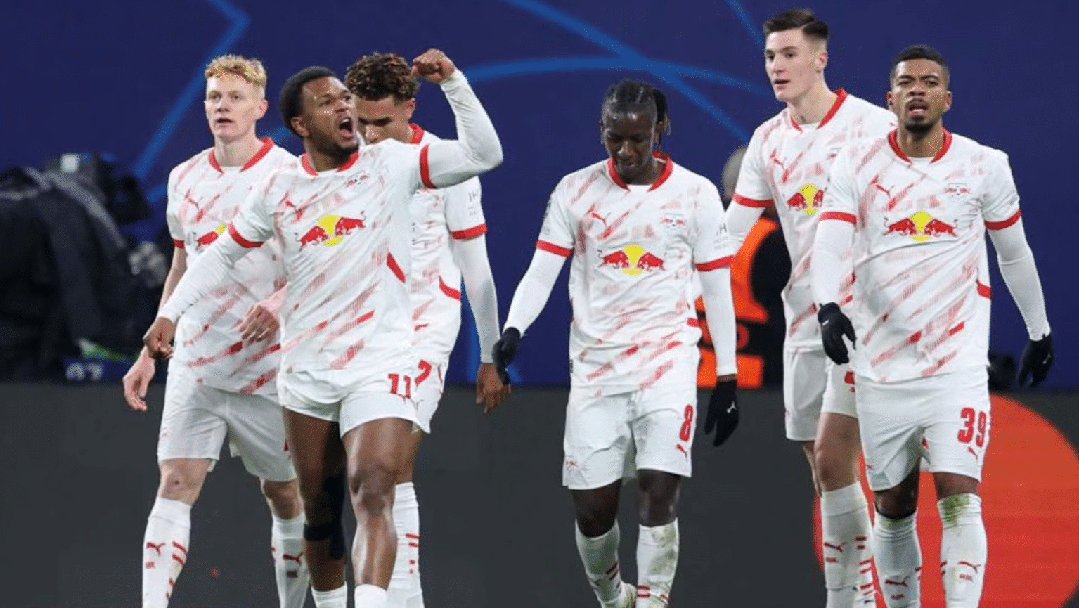 包含超级球星披荆斩棘，带领球队一路高歌猛进的词条