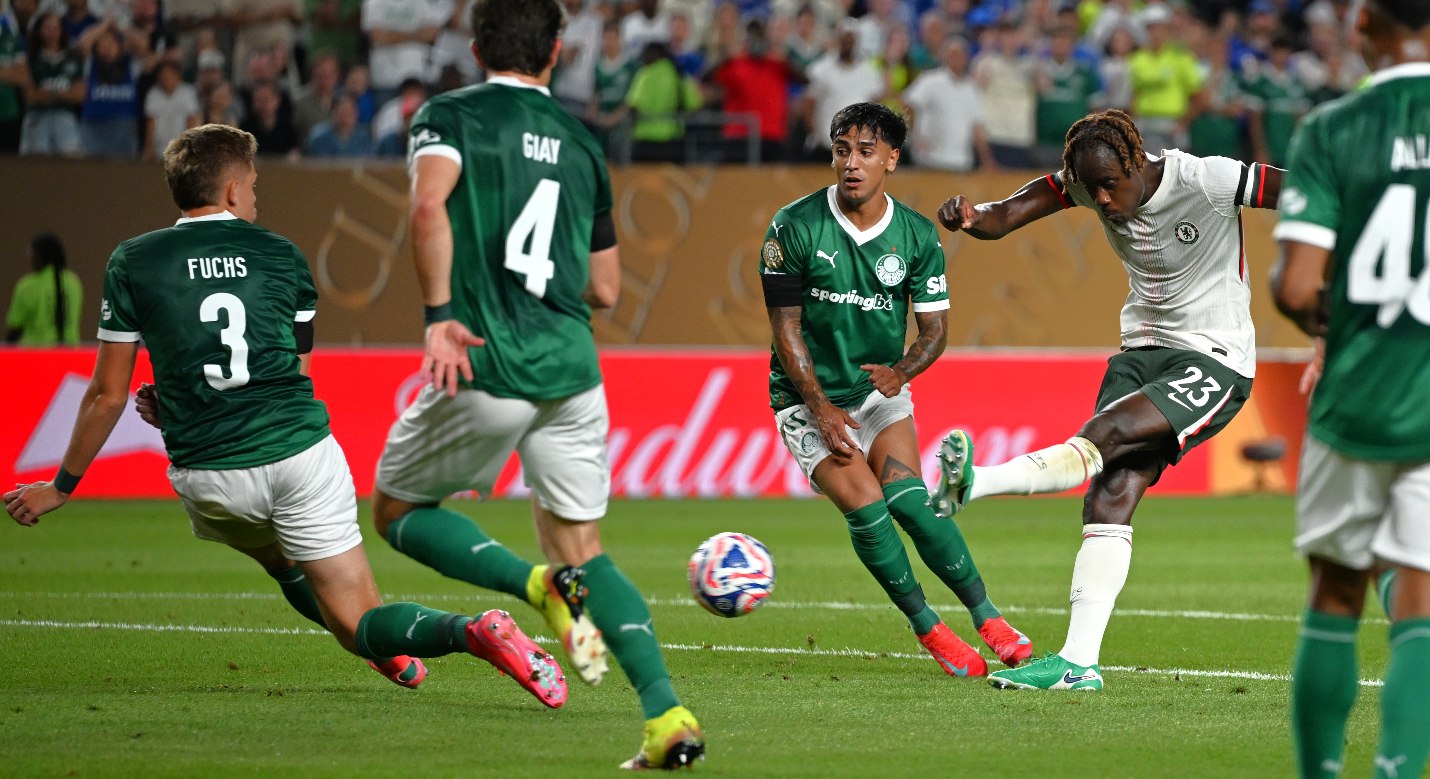 切尔西走过波折，晋级四强有望的简单介绍