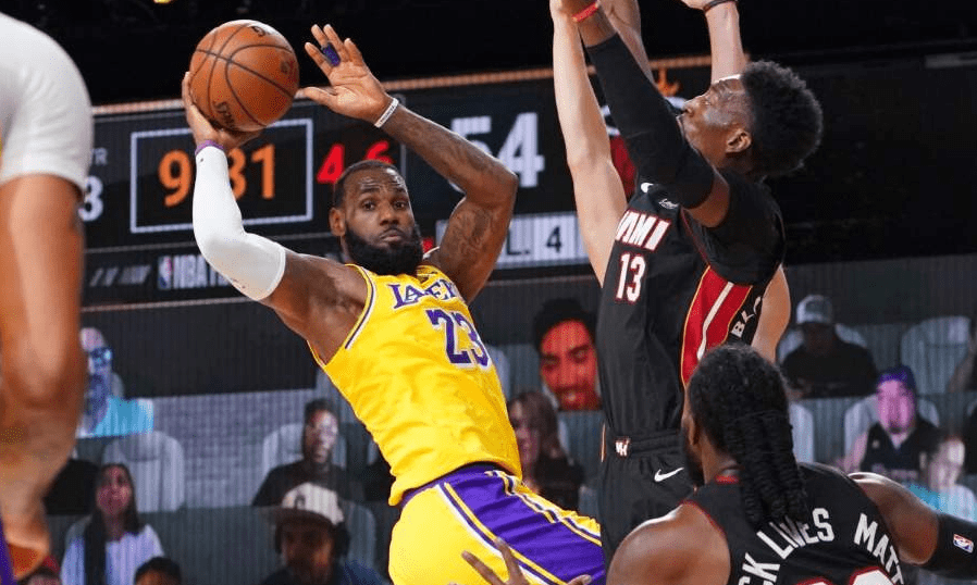 包含波兰碾压里昂，马夏尔打破历史纪录的词条