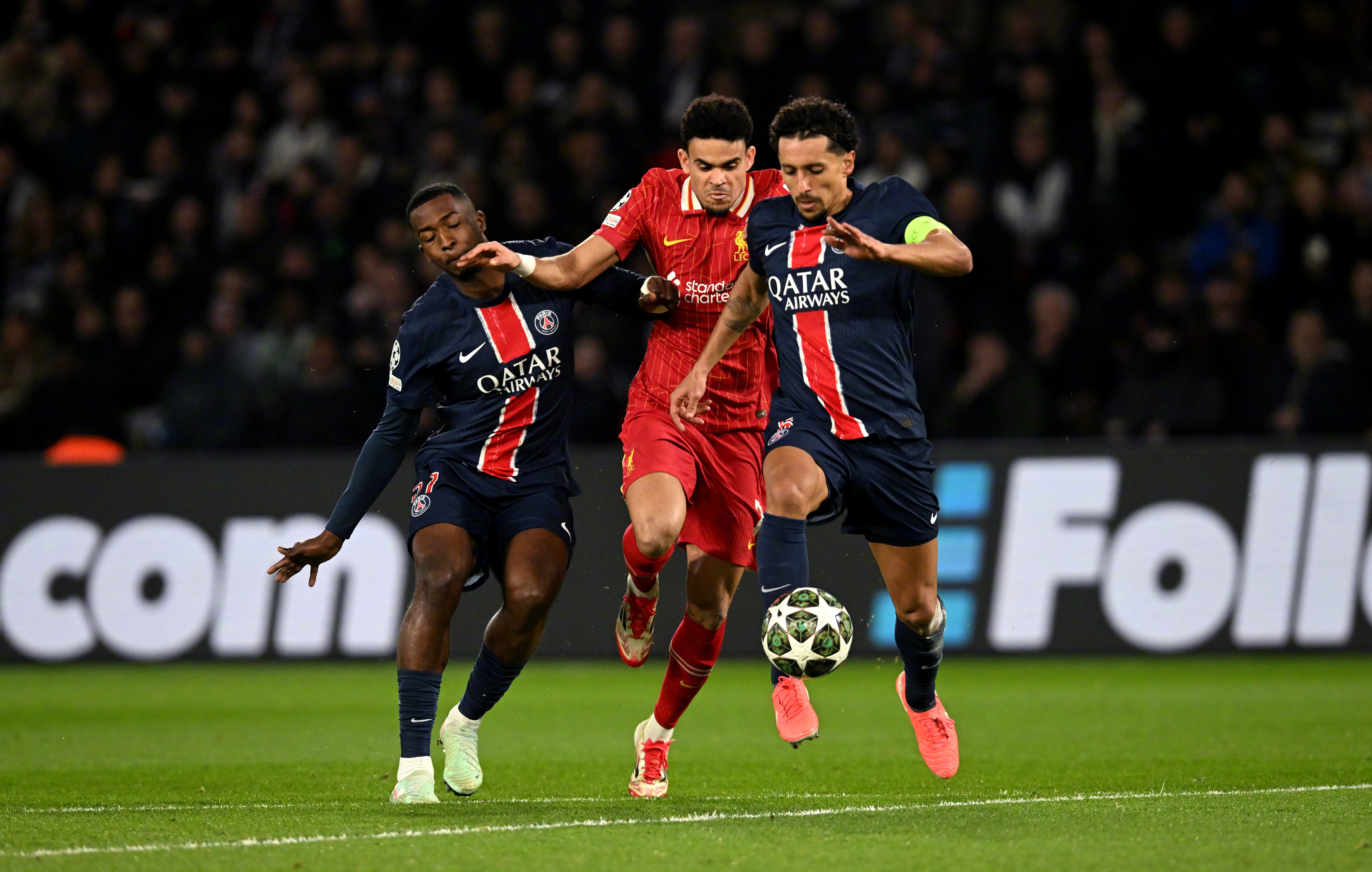 波尔多庆祝胜利，球员们表现出色