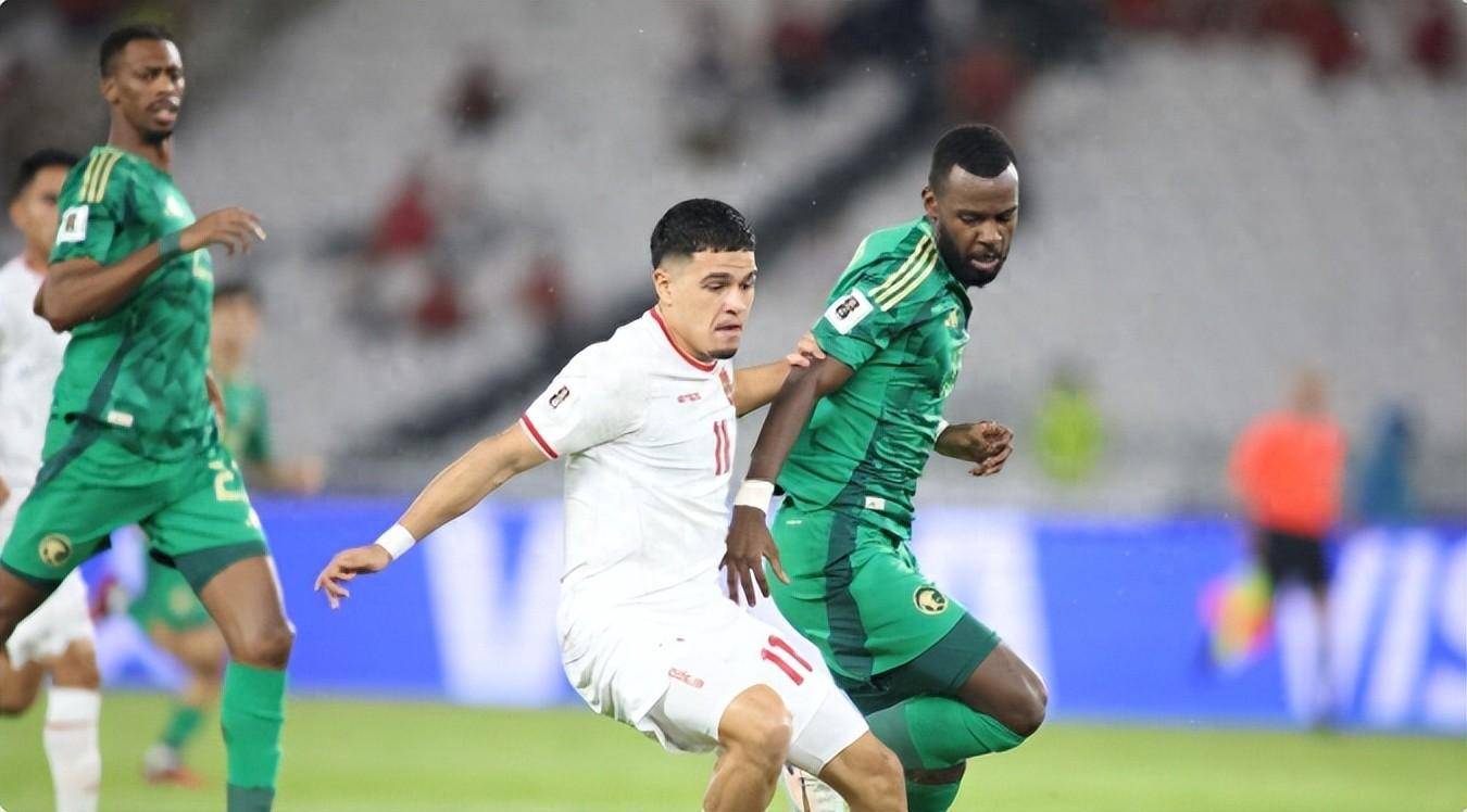 包含印尼队力克印度队，郑思维统治全场的词条