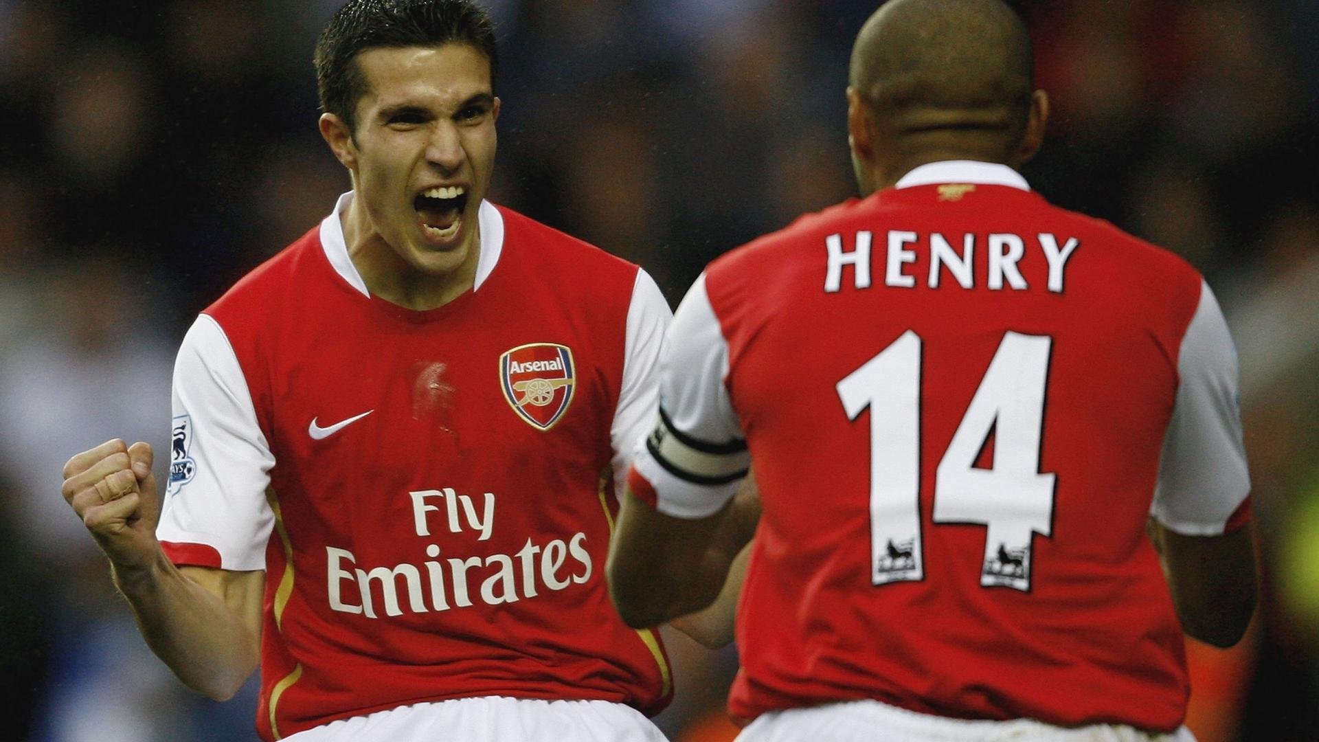 赛道上的奇才，小贾伦在F1街道赛接管比赛，完胜骑士精神